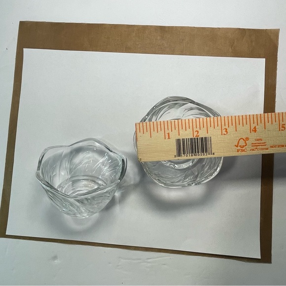 Vintage candleholders lot clear glass floral pattern & frosted crackle globe set - Picture 13 of 16